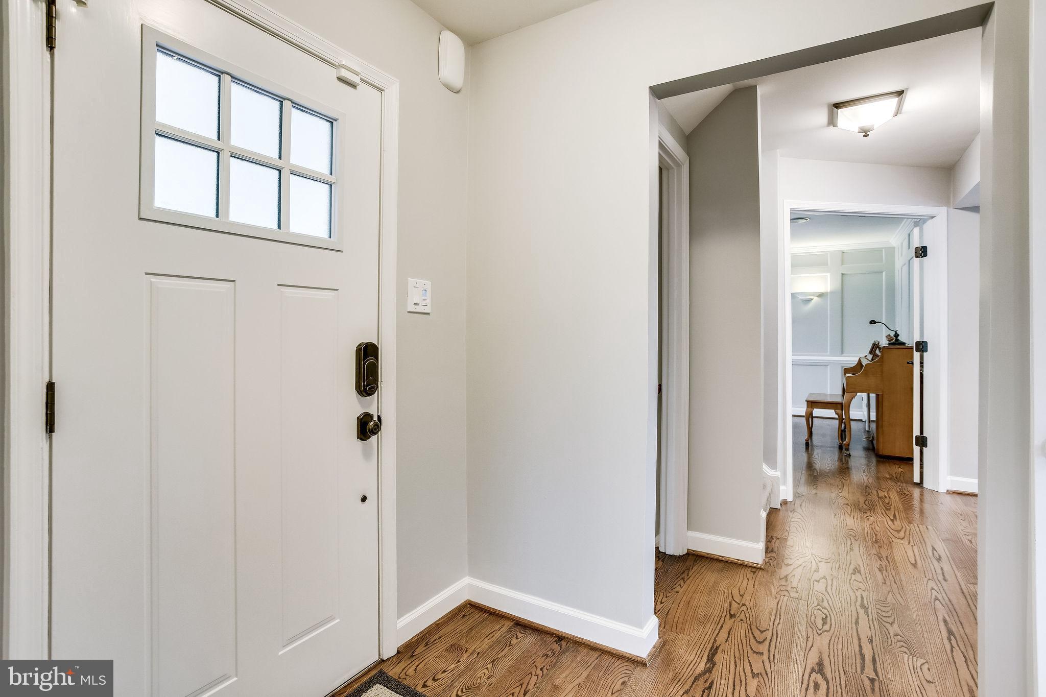 1211 Bishopsgate Way Reston, VA 20194 - Photo 5 of 56 Hardwoods were replaced in 2016