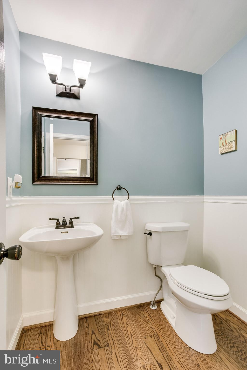 1211 Bishopsgate Way Reston, VA 20194 - Photo 8 of 56 Main level powder room