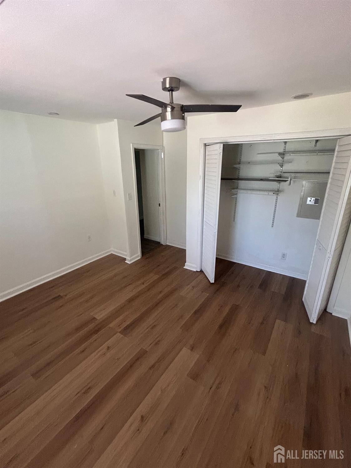 17 Raleigh Road Edison, NJ 08817 - Photo 9 of 16