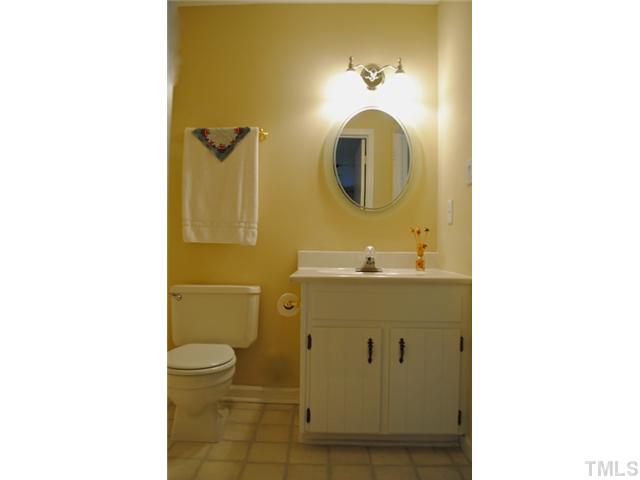 910 Buckingham Road Garner, NC 27529 - Photo 9 of 10 Gallery Image 9
