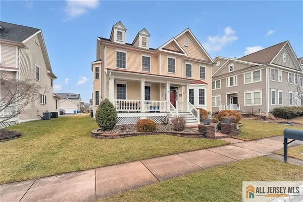 $969,000 | 7 Colemantown Drive, Chesterfield, NJ 08515