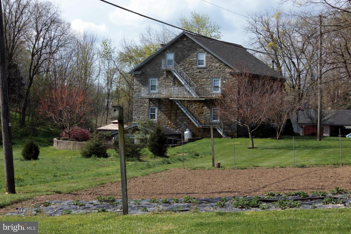 205 Bender Road Millersville, PA 17551 - Photo 33 of 34 Gallery Image 33