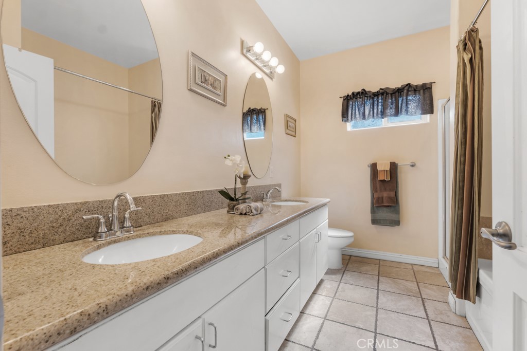 12642 Ralston Avenue, Unit 1 Sylmar, CA 91342 - Photo 15 of 31
