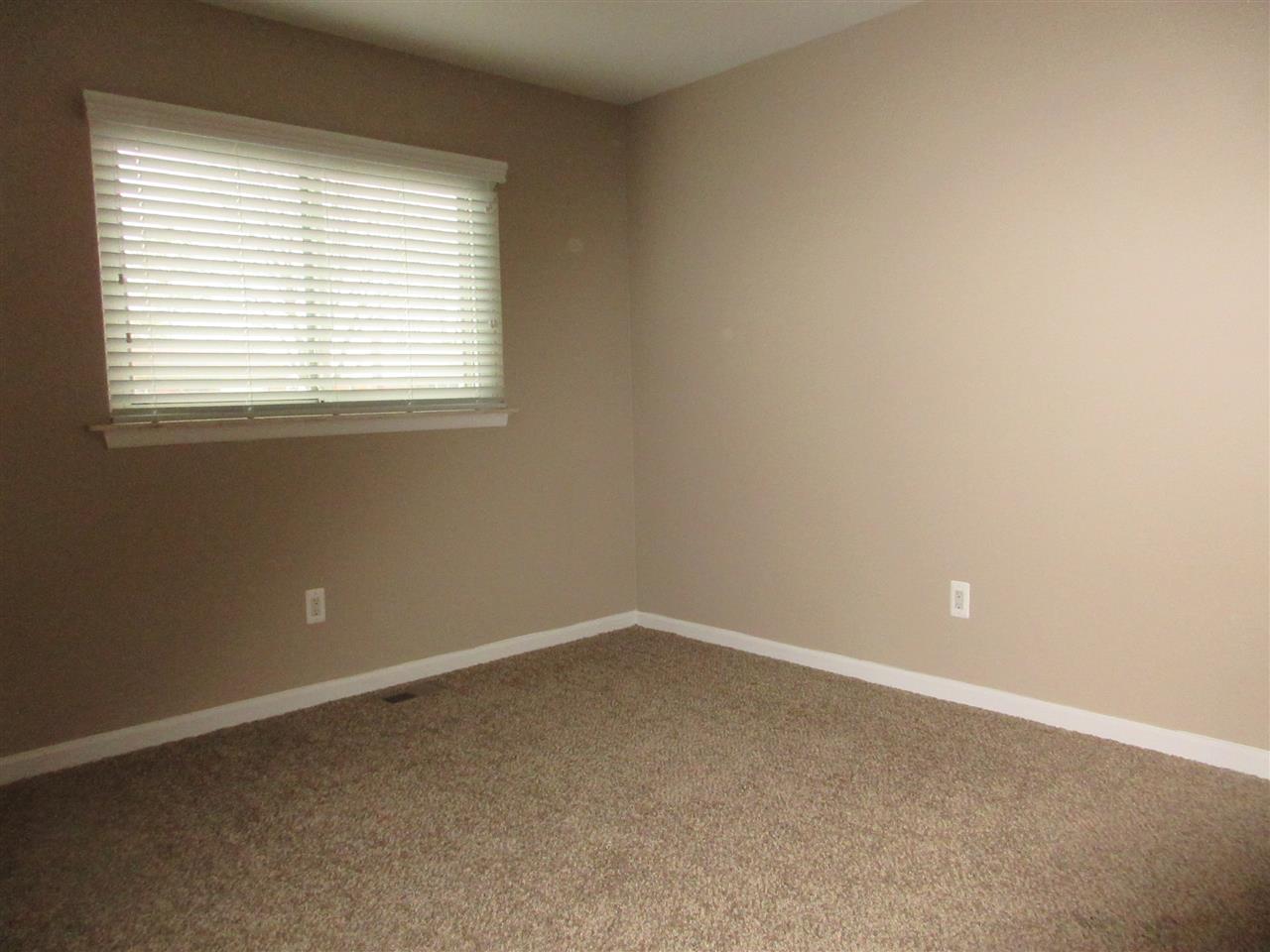 40530 Pickett Ridge Road Sterling Heights, MI 48313 - Photo 16 of 30 bedroom # 3