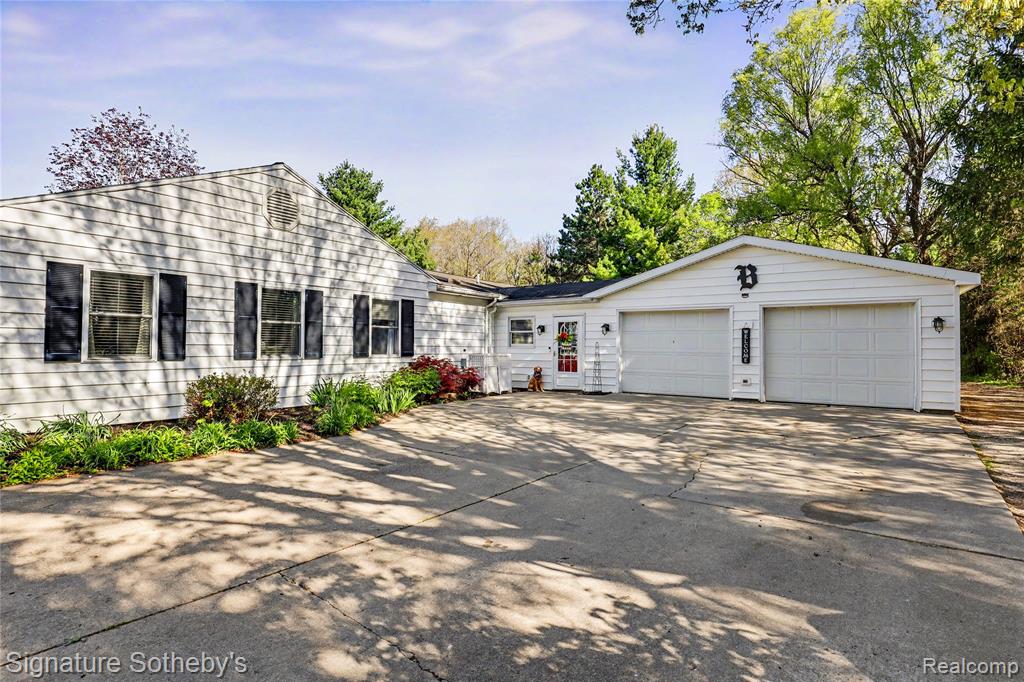 610 West Ellis Street Belding, MI 48809 - Photo 36 of 47