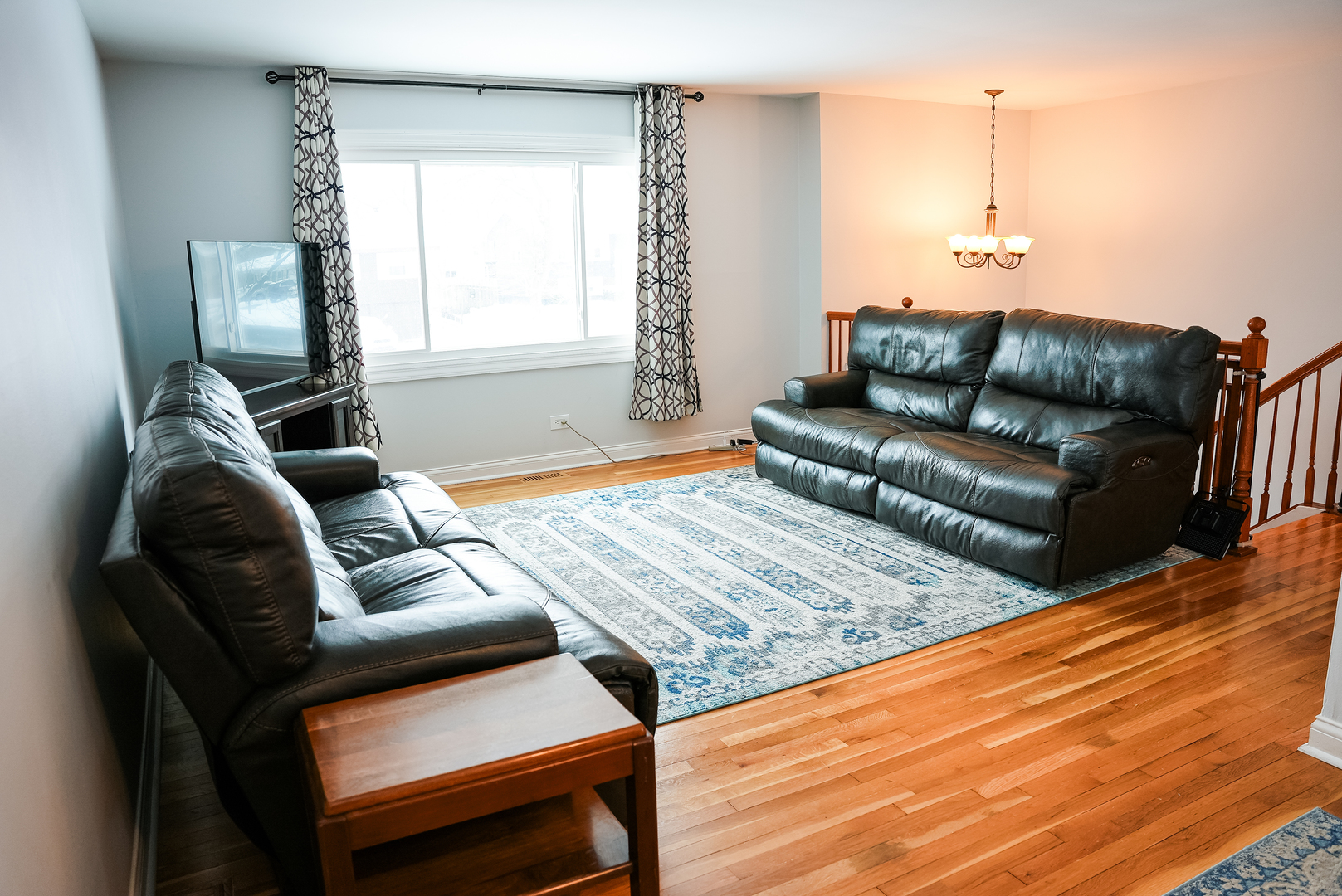 1680 Chippendale Road Hoffman Estates, IL 60169 - Photo 6 of 25