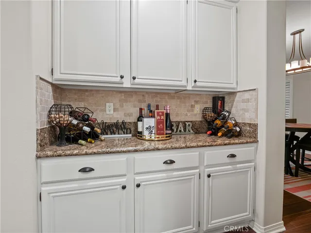 $925,000 | 28532 Agajanian Drive, Saugus, CA 91390