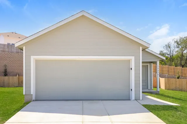 $1,445 | 14436 Jenson Creek, San Antonio, TX 78245