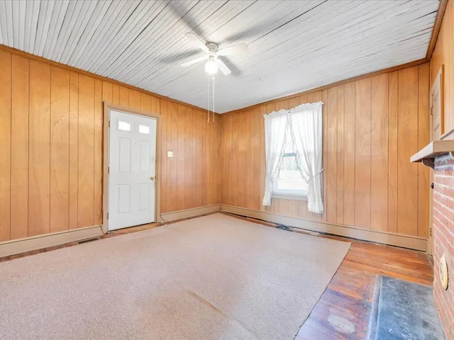 $99,500 | 250 Chestnut Street, Fieldale, VA 24089