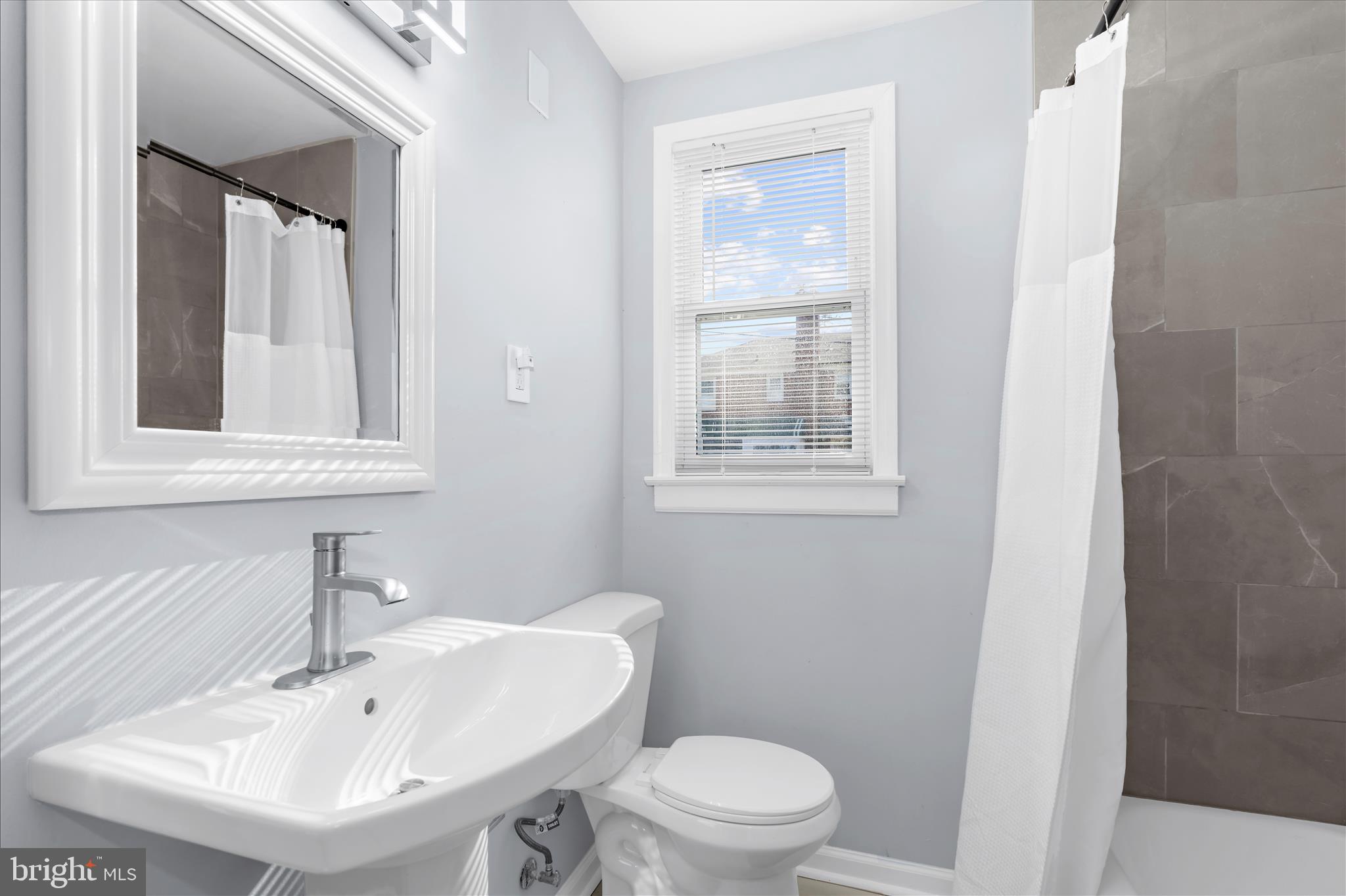 726 Nottingham Road Baltimore, MD 21229 - Photo 35 of 71