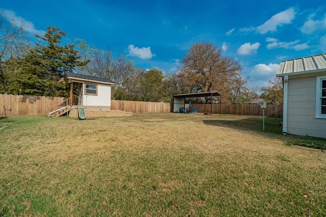 $270,000 | 308 North Pecan Street, Muenster, TX 76252