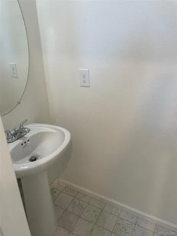 $3,000 | 4406 North Quatar Court, Aurora, CO 80019