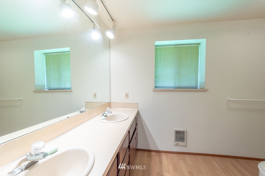 138 Leonard Road Onalaska, WA 98570 - Photo 17 of 25 Gallery Image 17
