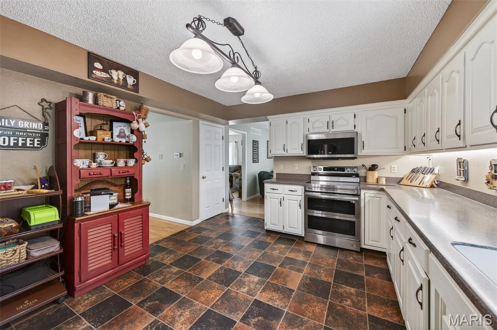 403 Stone Ridge Drive Waynesville, MO 65583 - Photo 17 of 62