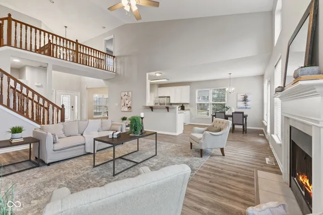 $629,900 | 14359 St Clair Lane, Carmel, IN 46074