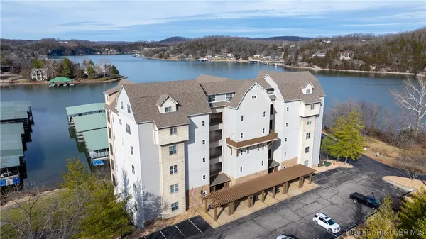 201 Marina Residence Drive, Unit 3C, Camdenton, MO 65020