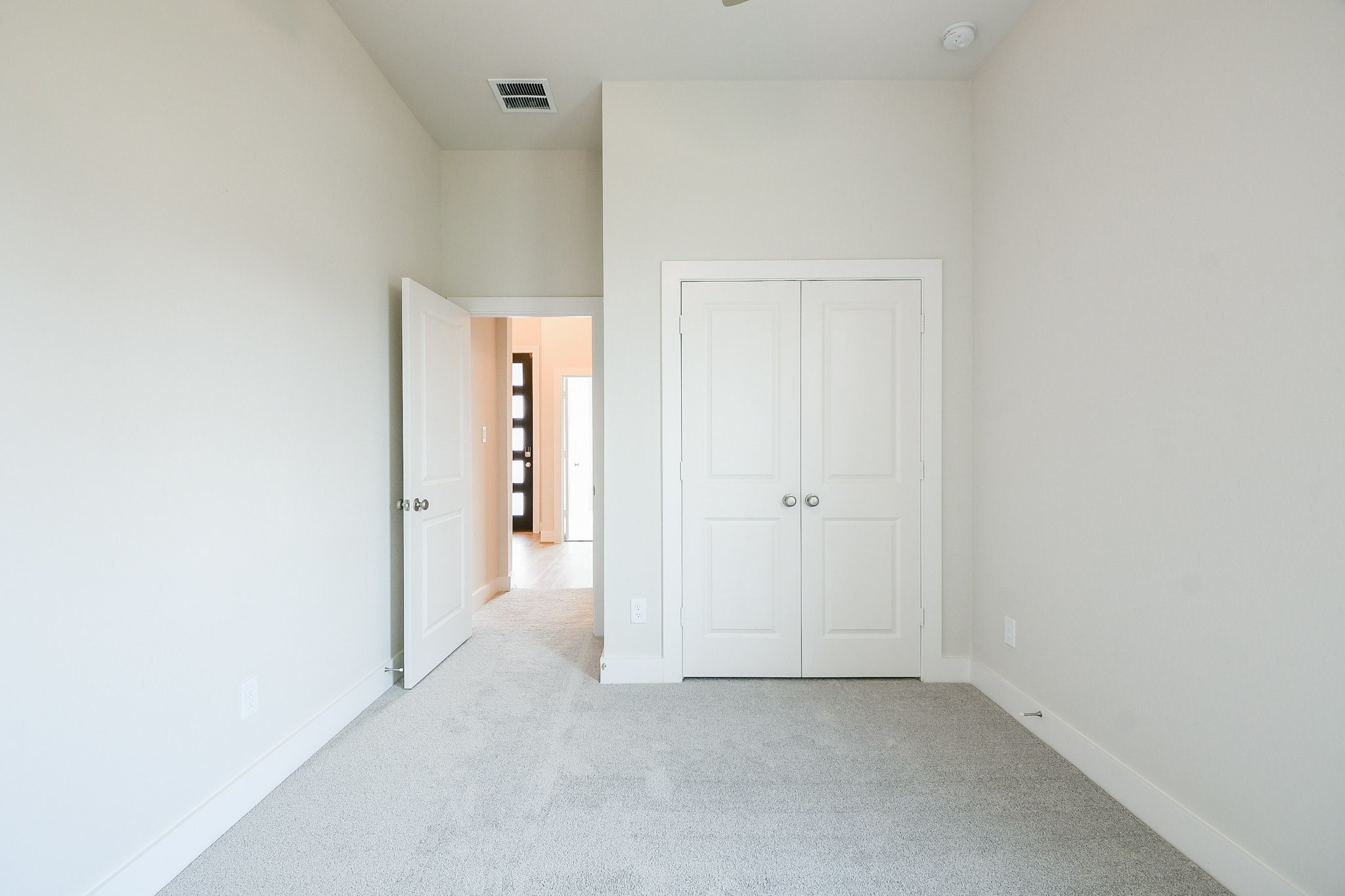5005 Vly Wind Court Spring, TX 77386 - Photo 19 of 20 a view of an empty room