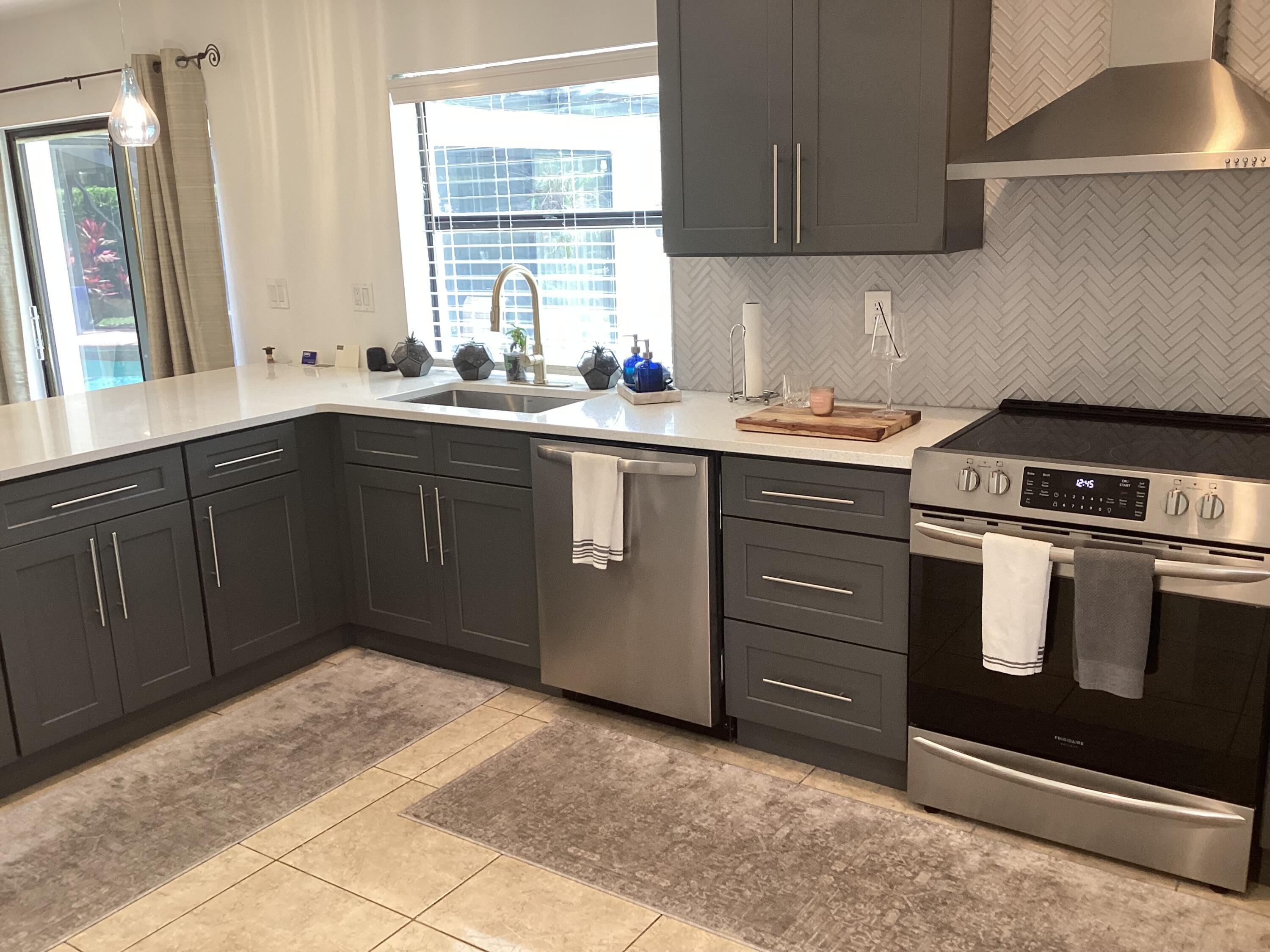 10496 Augusta Court Boca Raton, FL 33498 - Photo 17 of 41 Updated Kitchen