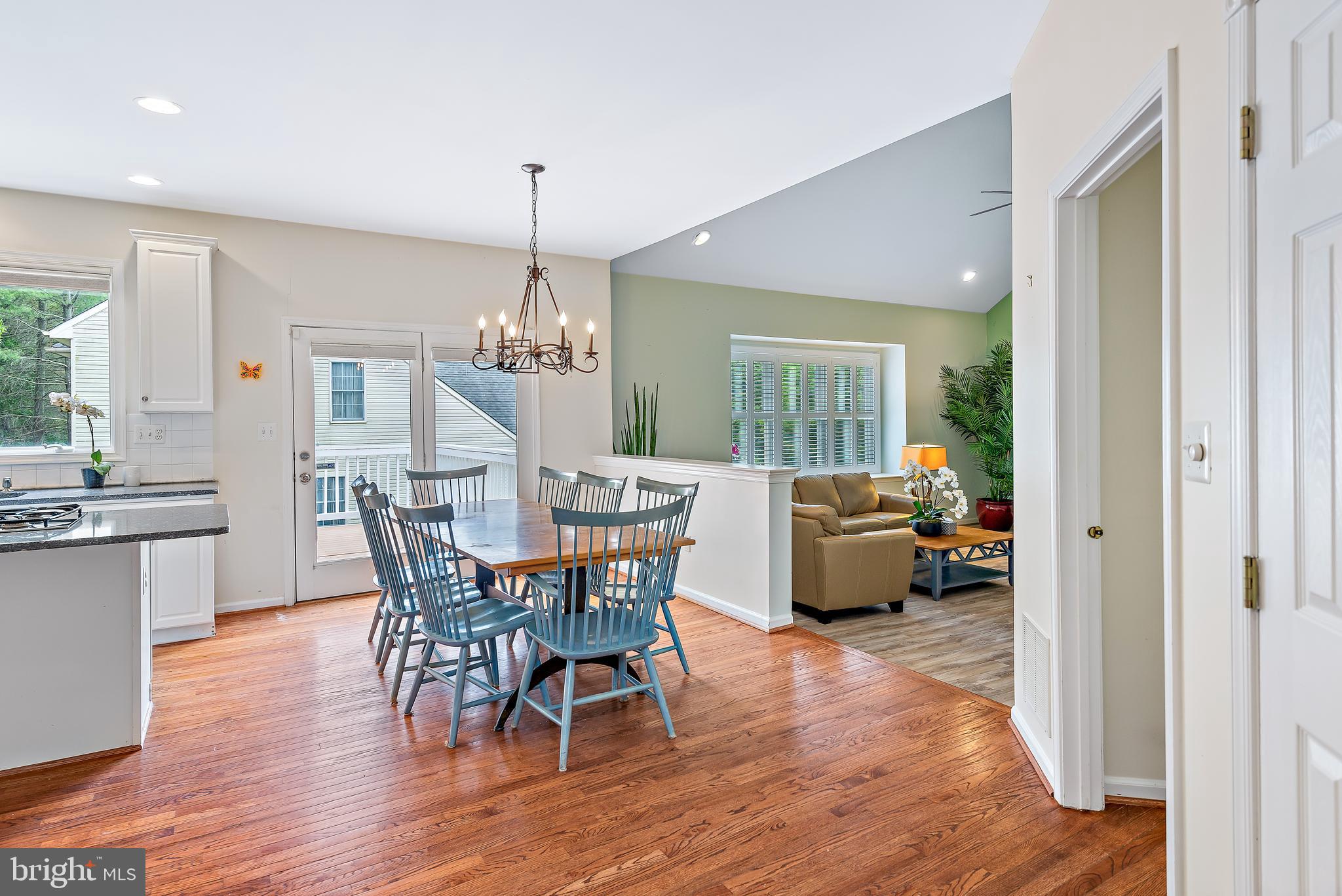 22202 Overview Lane Boyds, MD 20841 - Photo 12 of 43 Breakfast Room