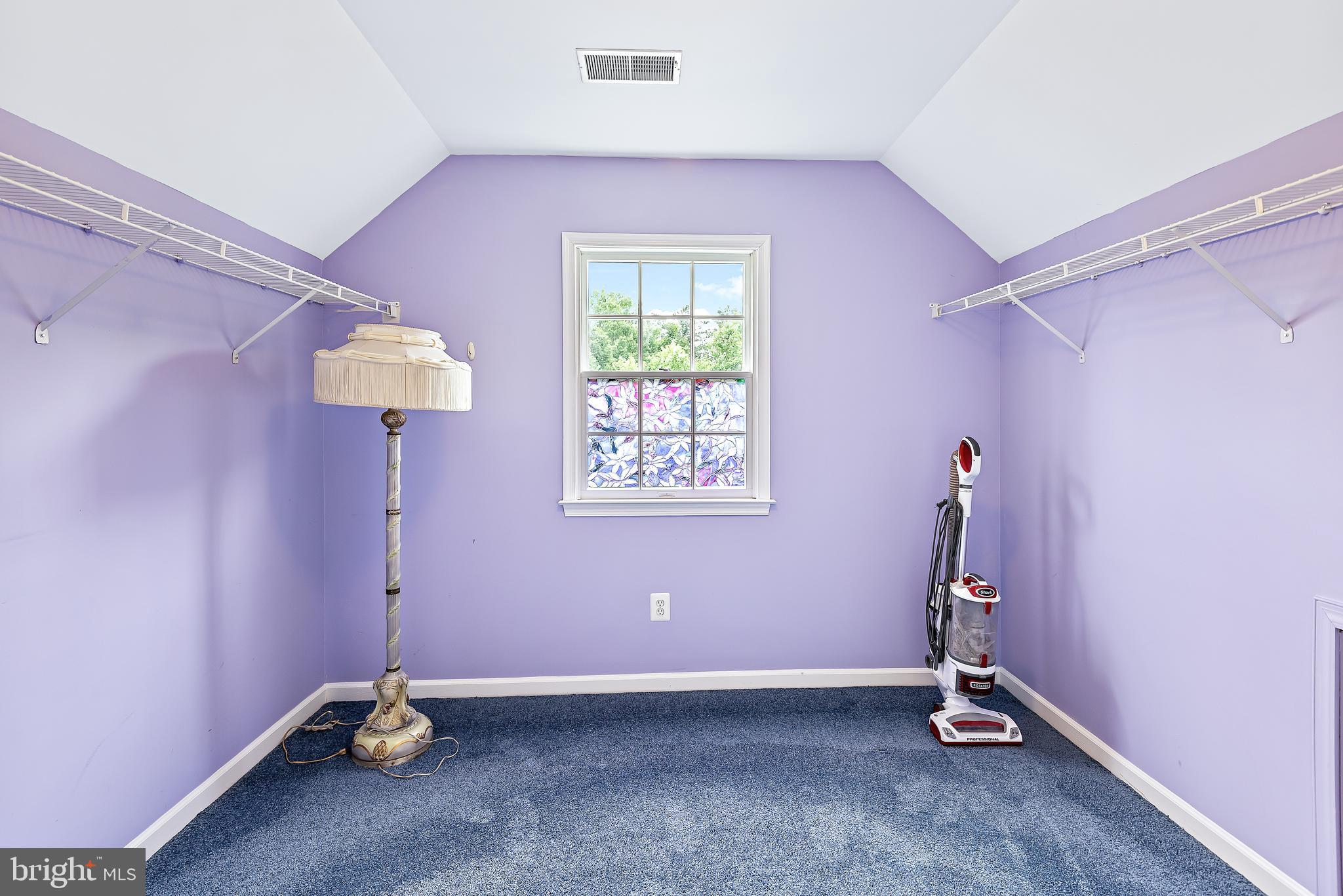22202 Overview Lane Boyds, MD 20841 - Photo 31 of 43 Walk-in Closet