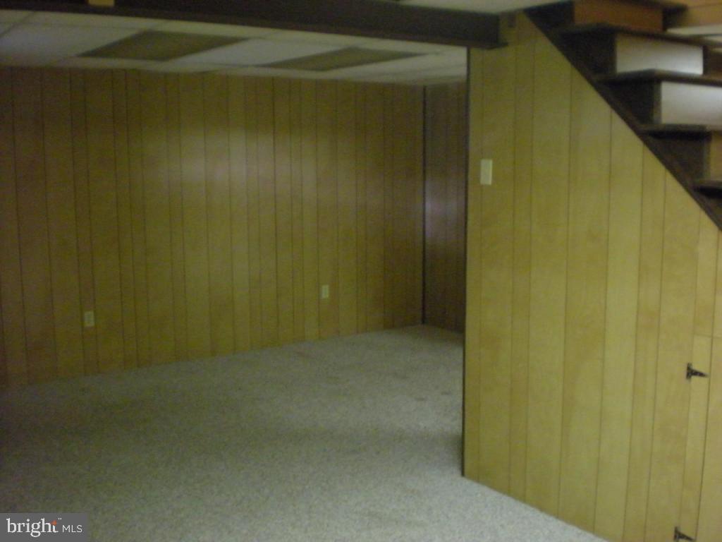 201 Queens Gate Road Lititz, PA 17543 - Photo 9 of 10