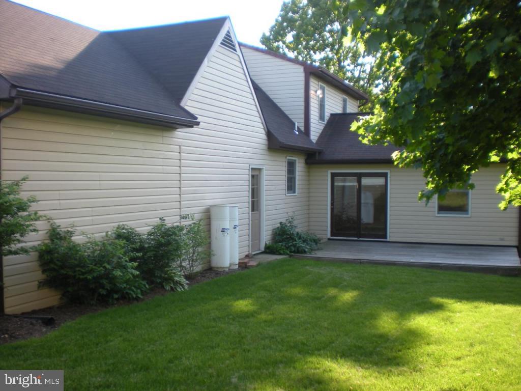 201 Queens Gate Road Lititz, PA 17543 - Photo 10 of 10