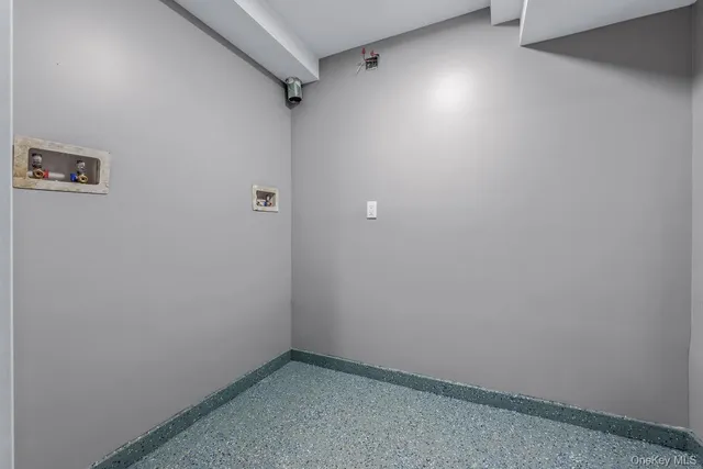 $2,398,888 | 37-02 Francis Lewis Boulevard | Auburndale