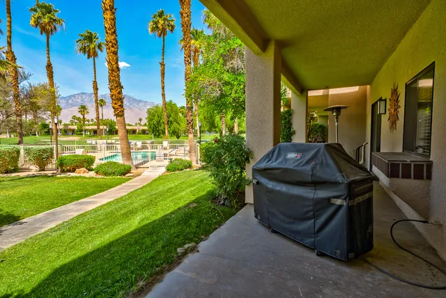 a view of outdoor space yard and patio