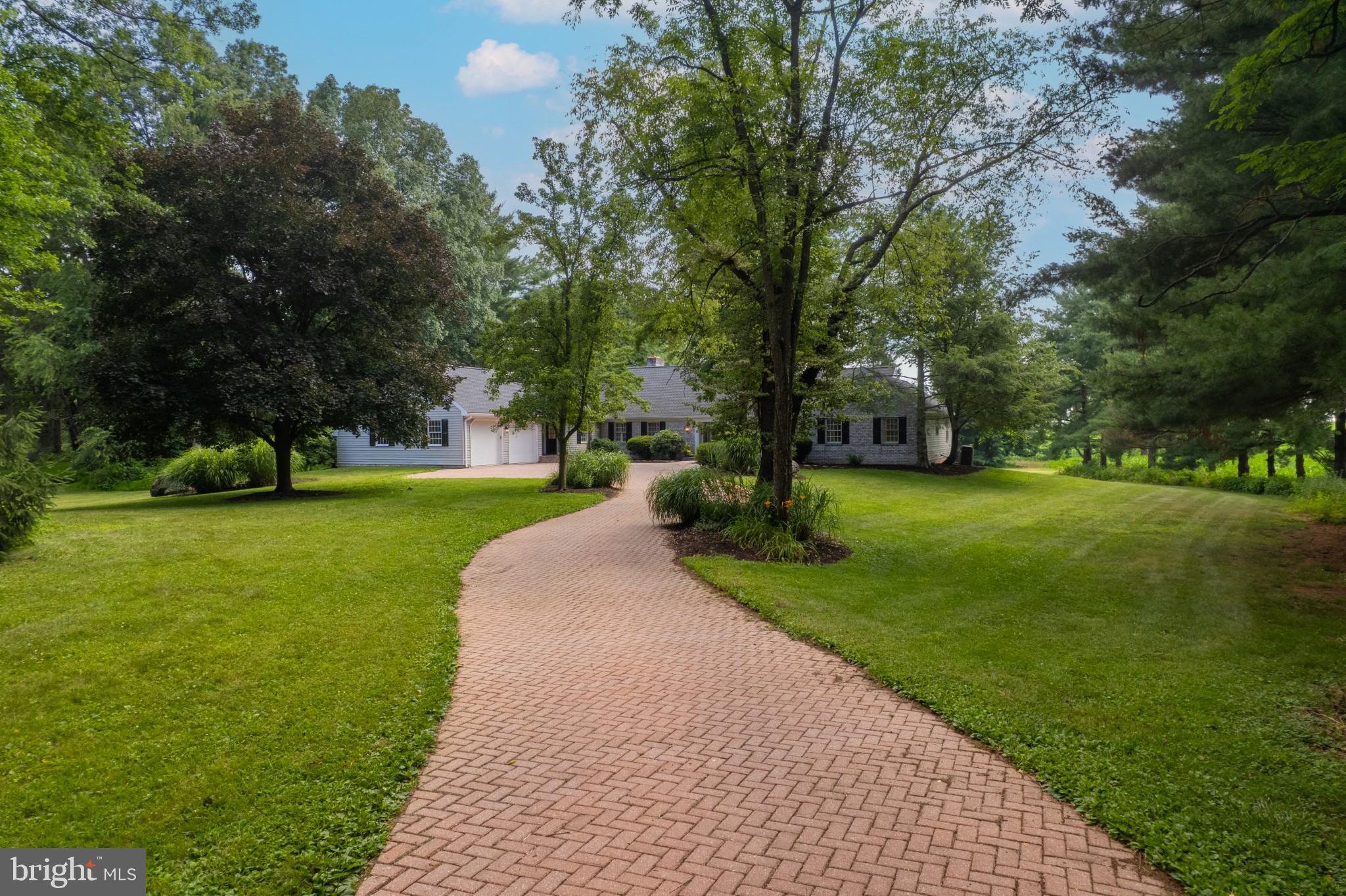 1570 Walker Road Chambersburg, PA 17202 - Photo 6 of 78