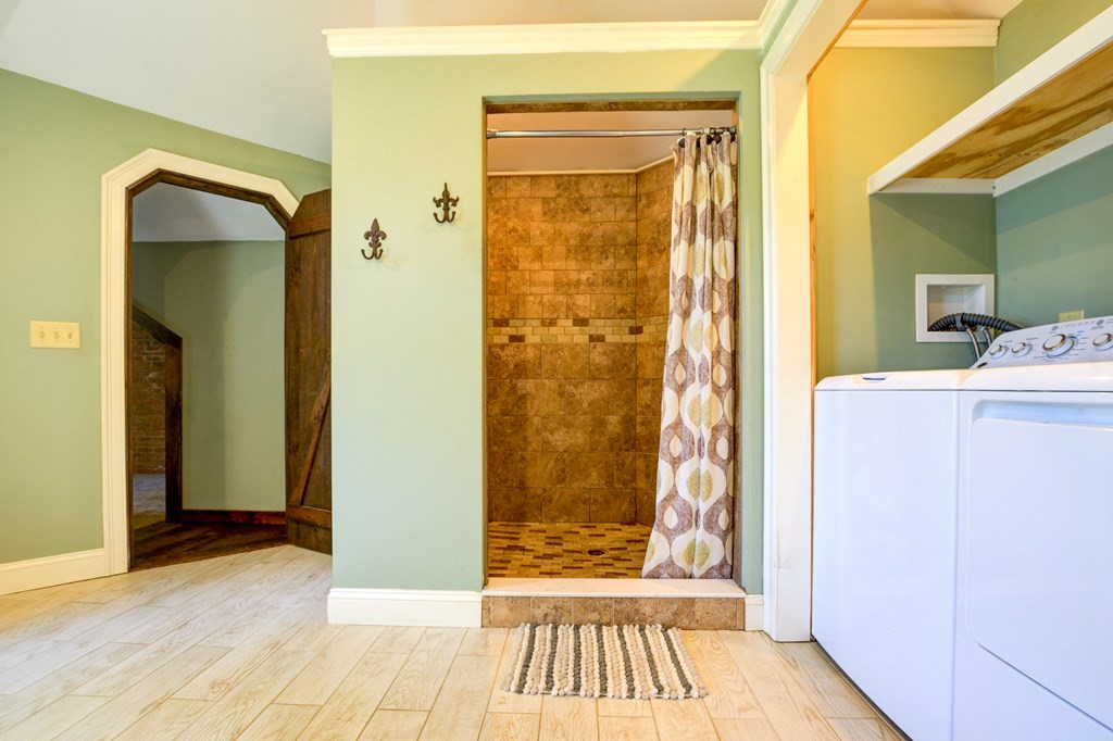 107 Ellis Road Westminster, MA 01473 - Photo 13 of 26