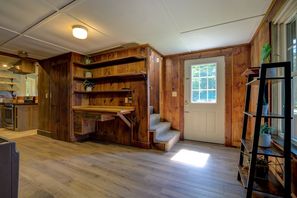 107 Ellis Road Westminster, MA 01473 - Photo 17 of 26