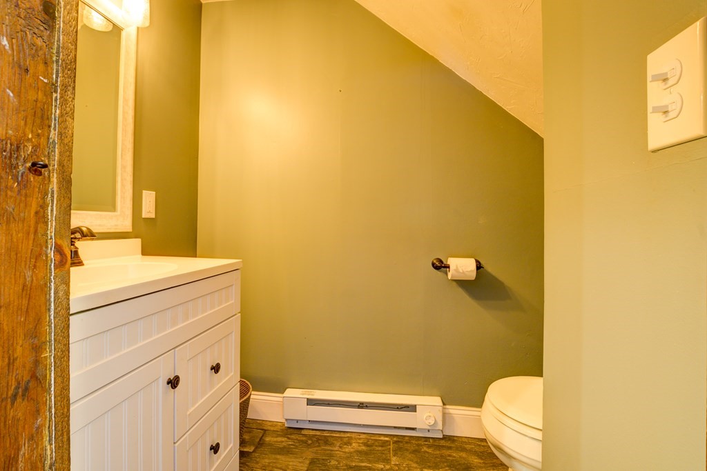 107 Ellis Road Westminster, MA 01473 - Photo 7 of 26