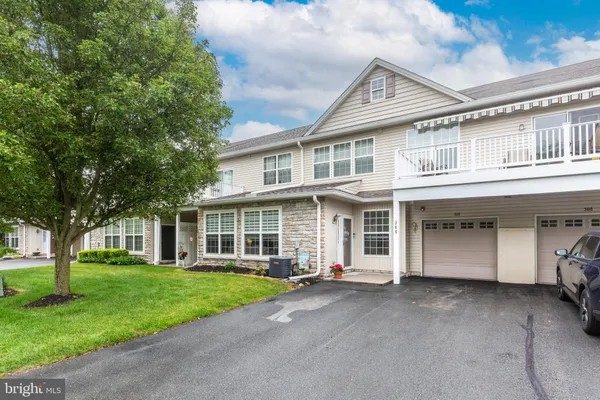 $269,500 | 306 Marshview Road, Unit 306, Stewartstown, PA 17363