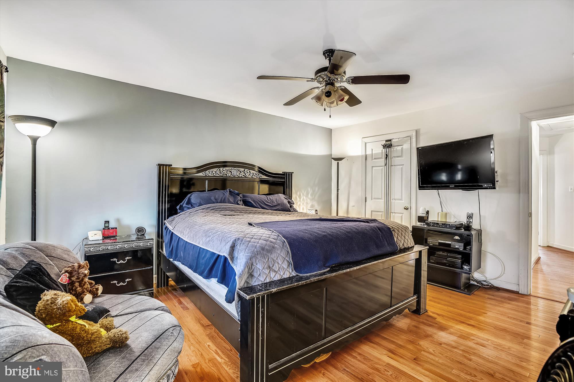 6614 Debra Lu Way Springfield, VA 22150 - Photo 16 of 35