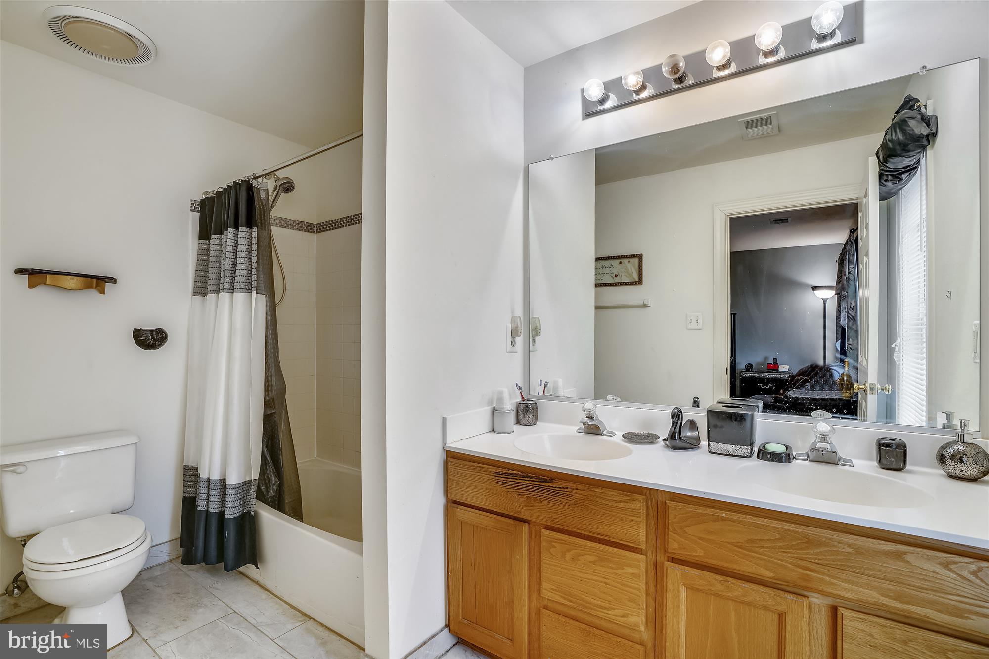 6614 Debra Lu Way Springfield, VA 22150 - Photo 18 of 35