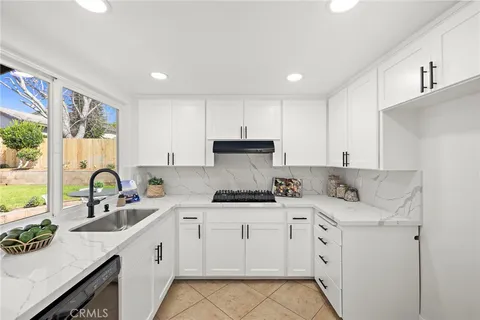 $1,595,000 | 3960 Park Drive, Carlsbad, CA 92008