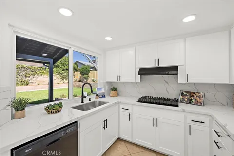 $1,595,000 | 3960 Park Drive, Carlsbad, CA 92008