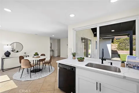 $1,595,000 | 3960 Park Drive, Carlsbad, CA 92008