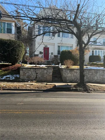 $1,070,000 | 425 South Columbus Avenue, Mount Vernon, NY 10553