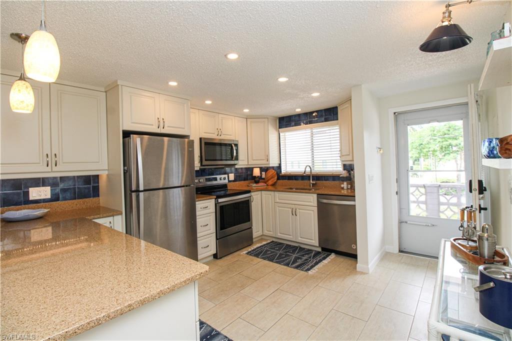 1686 Blue Point Avenue, Unit B7 Naples, FL 34102 - Photo 14 of 49