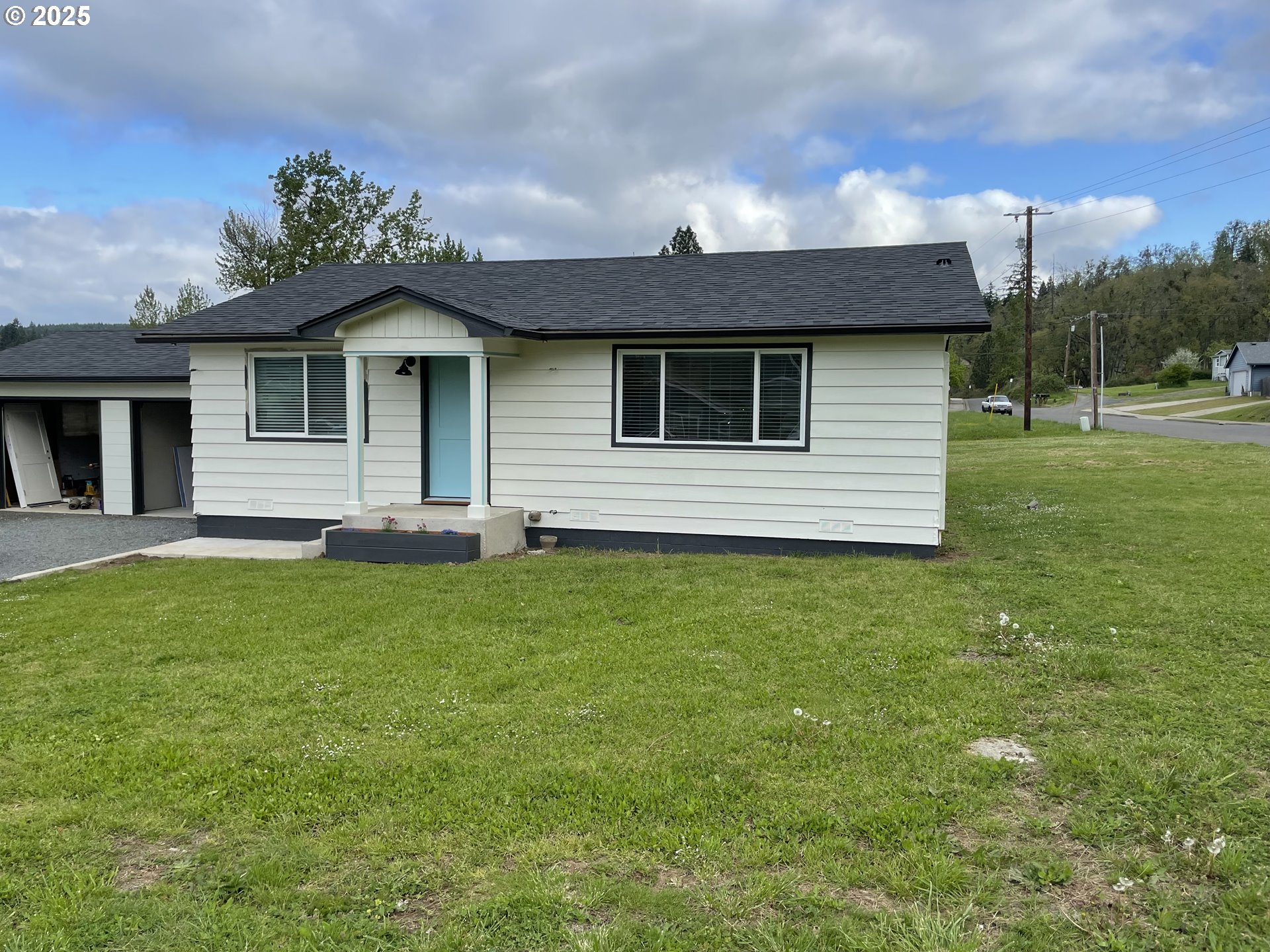 287 East 3rd Street Lowell, OR 97452 - Photo 23 of 23