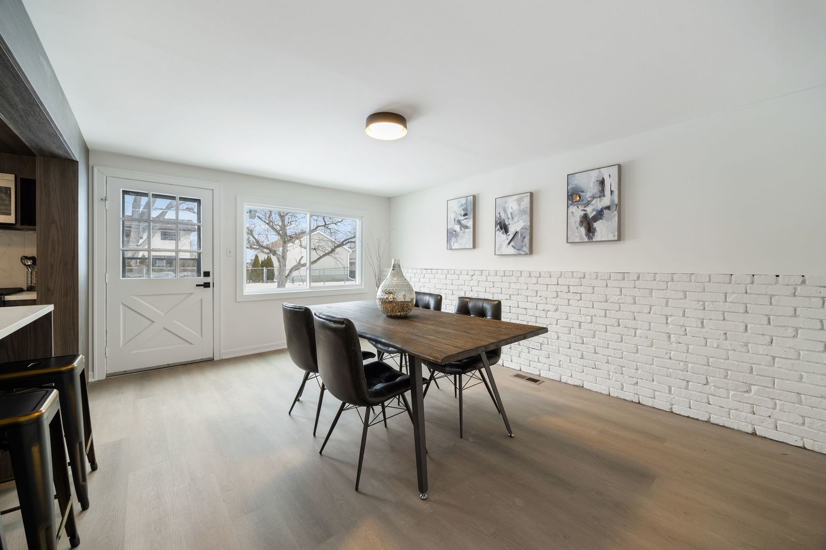 630 Bode Road Hoffman Estates, IL 60169 - Photo 12 of 26