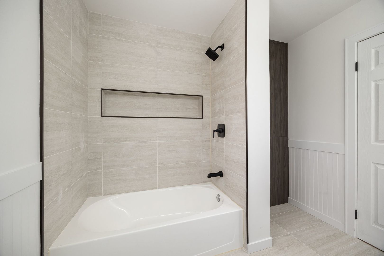 630 Bode Road Hoffman Estates, IL 60169 - Photo 19 of 26