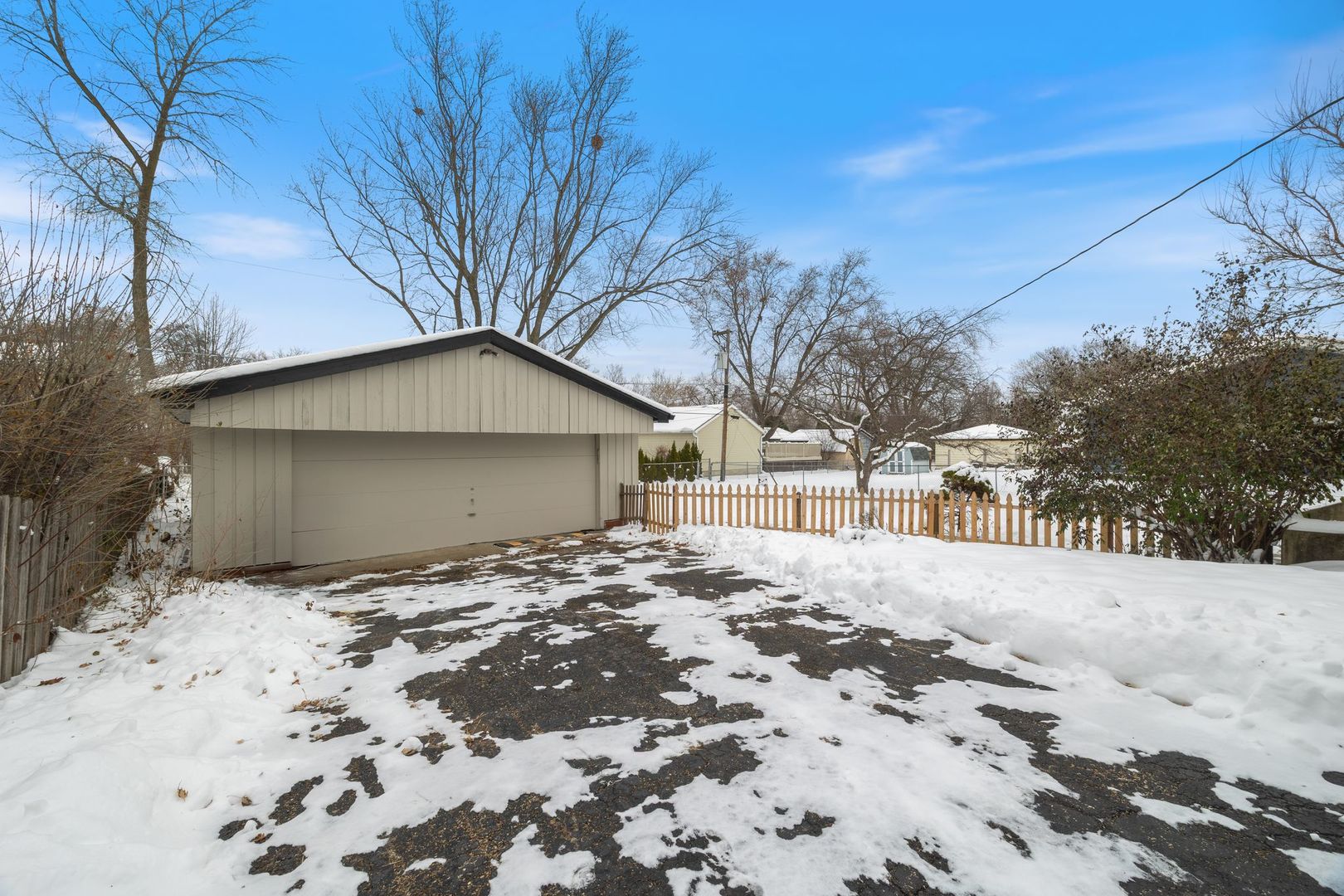 630 Bode Road Hoffman Estates, IL 60169 - Photo 24 of 26