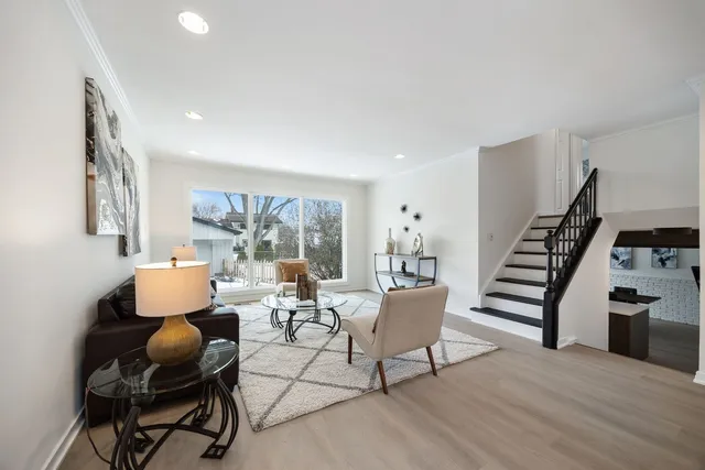 $474,900 | 630 Bode Road, Hoffman Estates, IL 60169