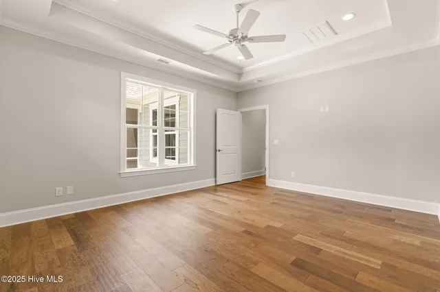 $824,900 | 9173 Fallen Pear Lane Northeast, Leland, NC 28451