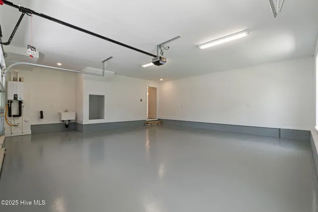 $824,900 | 9173 Fallen Pear Lane Northeast, Leland, NC 28451