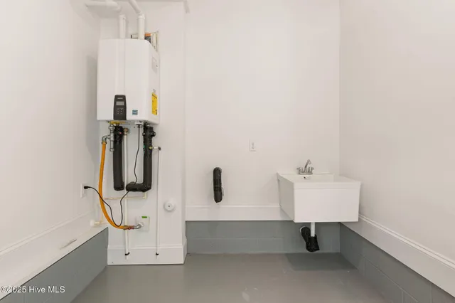 $824,900 | 9173 Fallen Pear Lane Northeast, Leland, NC 28451