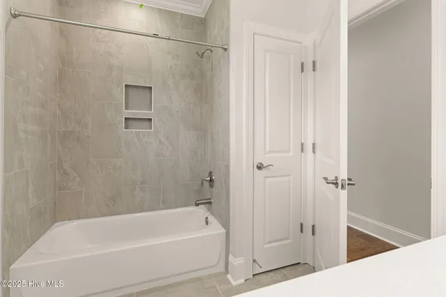 $824,900 | 9173 Fallen Pear Lane Northeast, Leland, NC 28451