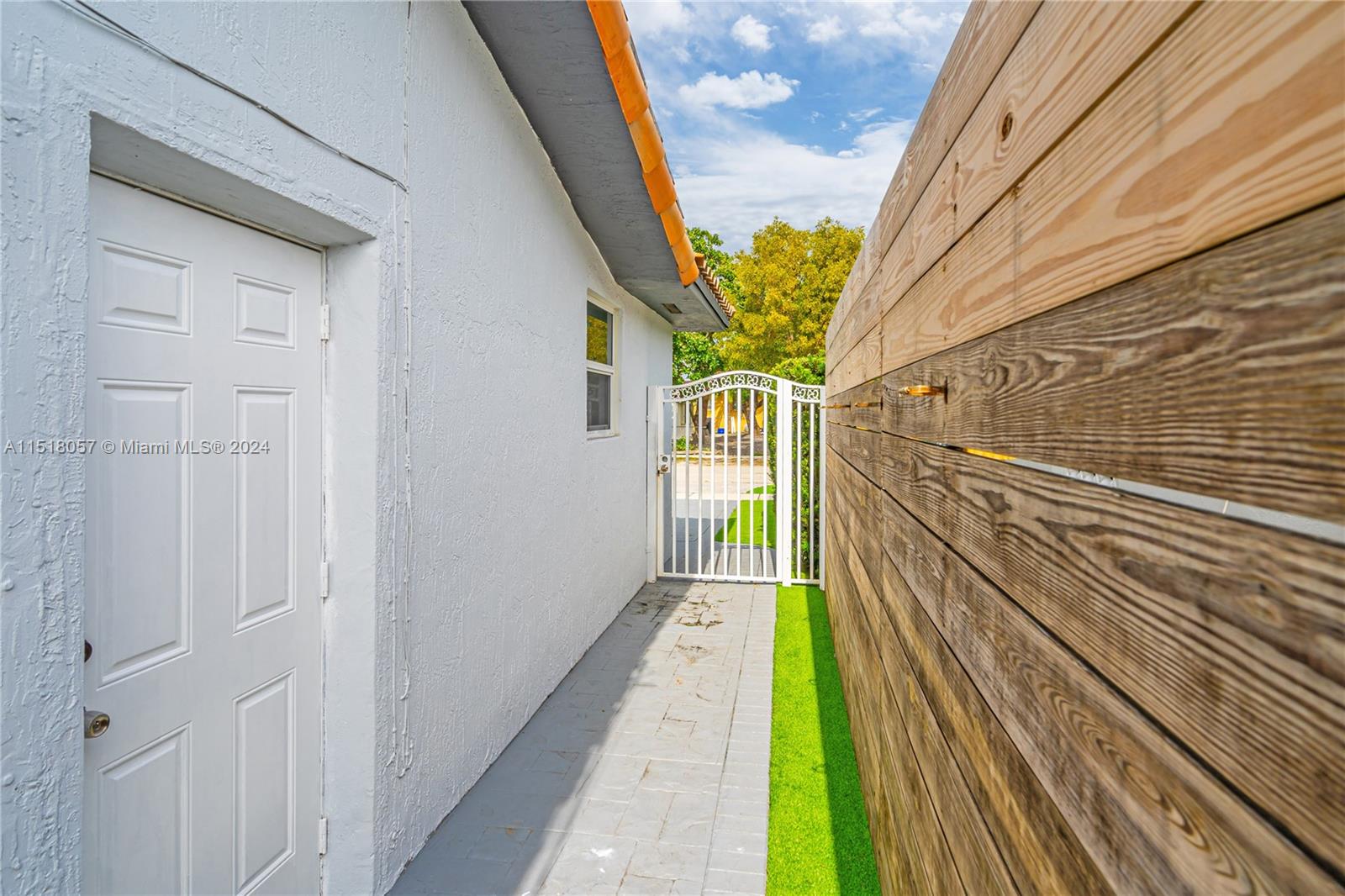 4740 Southwest 7th Street Miami, FL 33134 - Photo 35 of 42